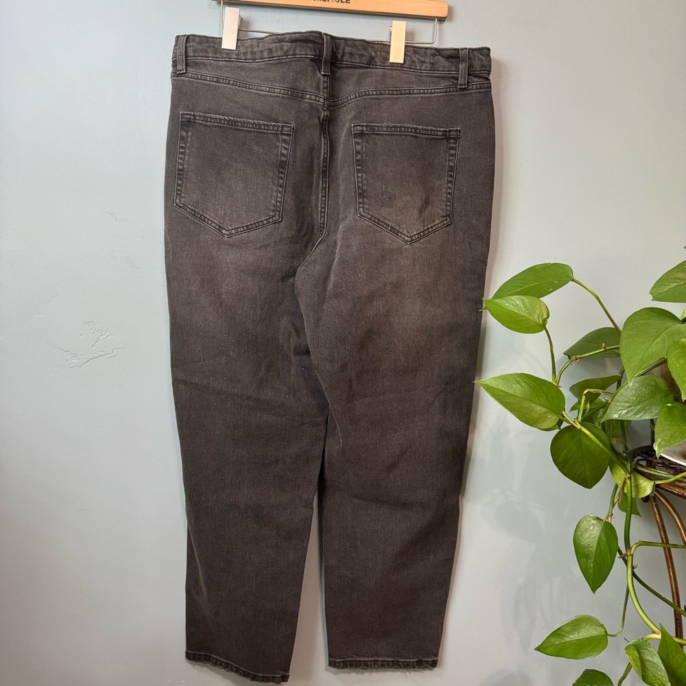 Wild Fable High Rise Tapered Jeans in Faded Black Wash. Distressed. Women’s 16 - Picture 9 of 15